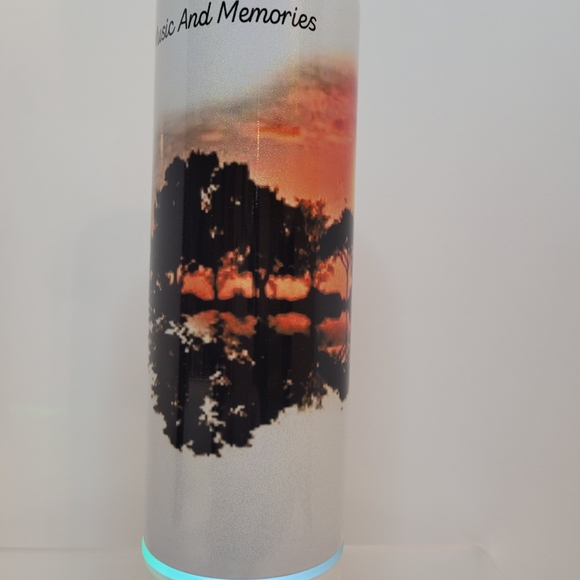 Music and memories bluetooth speaker - Picture 4 of 6